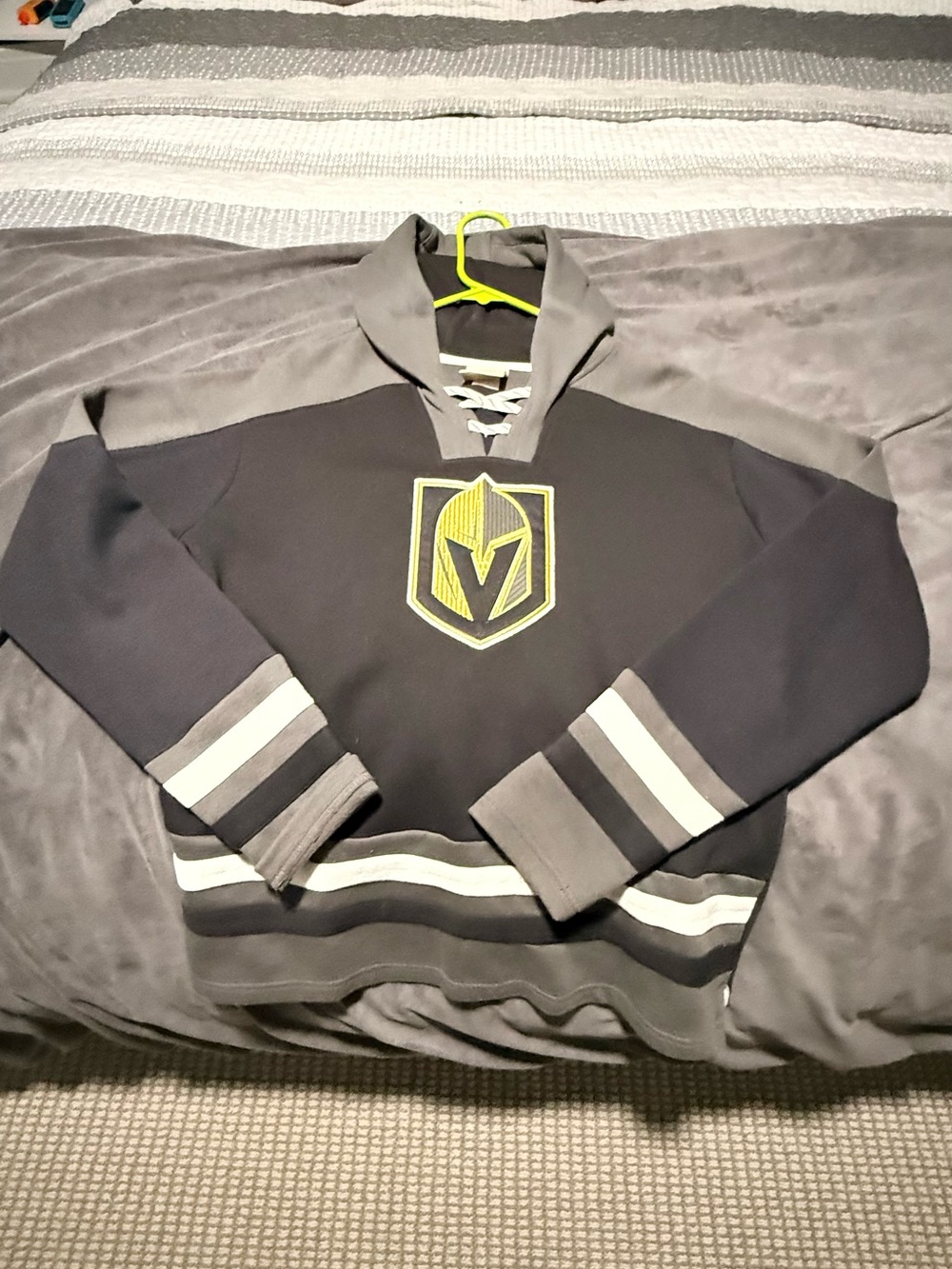Vegas Golden Knights NHL jersey sweatshirt Hoodie with large logo patch.